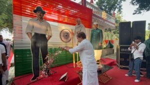 देशभक्ति, शहादत और राष्ट्रसेवा की गूंज से गूंजा जौनपुर का बंसफा  पूर्व सांसद धनंजय सिंह ने कहा- सशक्त समाज के लिए अन्याय और भेदभाव को समाप्त करना होगा