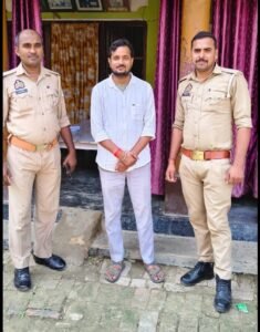 पूर्व विधानसभा प्रत्याशी राजेश विश्वकर्मा हाउस अरेस्ट, जंतर-मंतर जाने से पहले पुलिस ने रोका