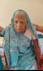 पूर्व प्रधान कमलाकर मिश्र की भाभी सुदामा देवी का निधन, गांव में शोक की लहर