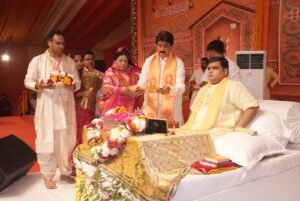 भगवान राम के जीवन से जुड़े आदर्शों को अपने जीवन में उतारें : शांतनु जी महाराज