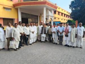 डॉ0अखिलेन्द्र कुमार त्रिपाठी,वाराणसी शिक्षक खंड के लिए उत्तर प्रदेश माध्यमिक शिक्षक संघ ठकुराई के अधिकृत प्रत्याशी घोषित किए गए