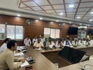 मतदाता सूची में नए नाम जोड़ने के लिए विशेष अभियान चलाने के निर्देश