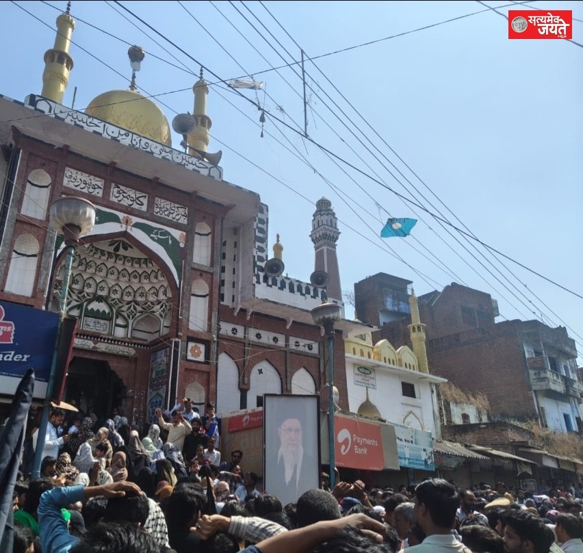 आयतुल्लाह खामेनेई के निधन पर शियाओ ने अमेरिका व इजराइल के खिलाफ किया विरोध प्रदर्शन