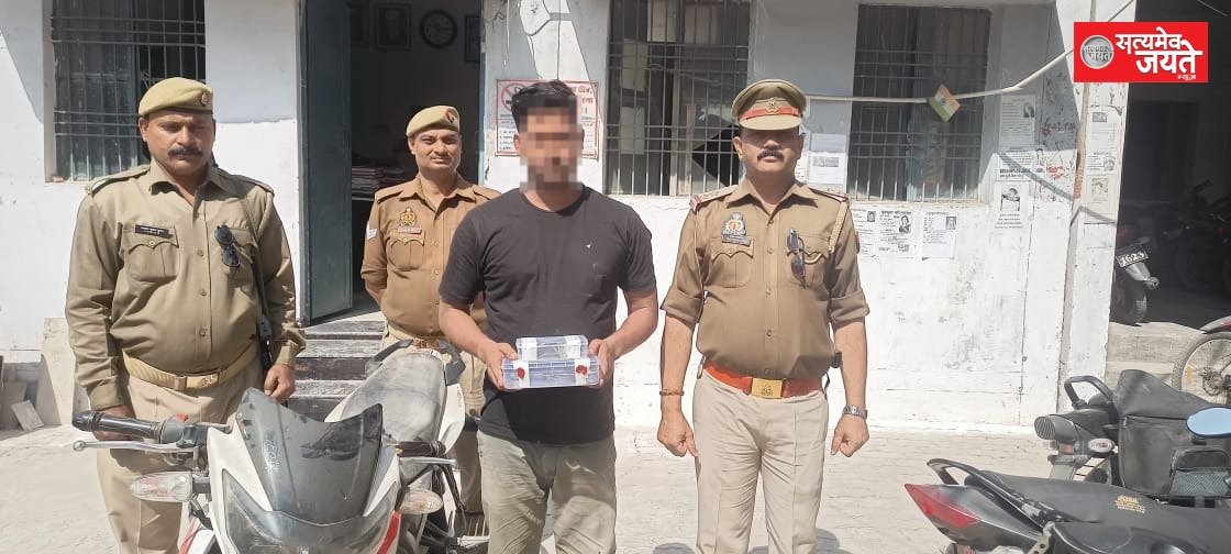 जौनपुर<br>थाना मुंगराबादशाहपुर पुलिस ने 25000 रुपये के इनामियां शातिर लुटेरा सत्यम तिवारी पुत्र संतोष तिवारी को किया गिरफ्तार