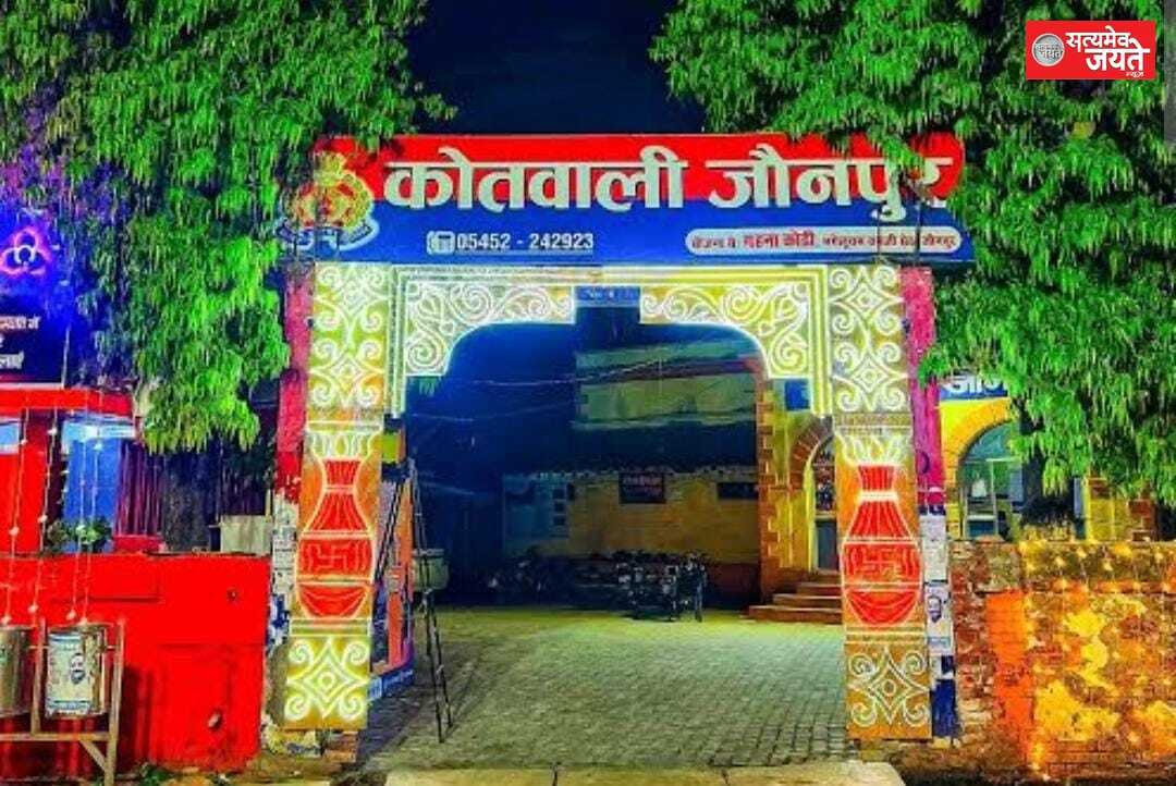 नाले में मिला अज्ञात व्यक्ति का शव, पुलिस चौकी से महज 100 कदम दूर मिलने से मचा हड़कंप