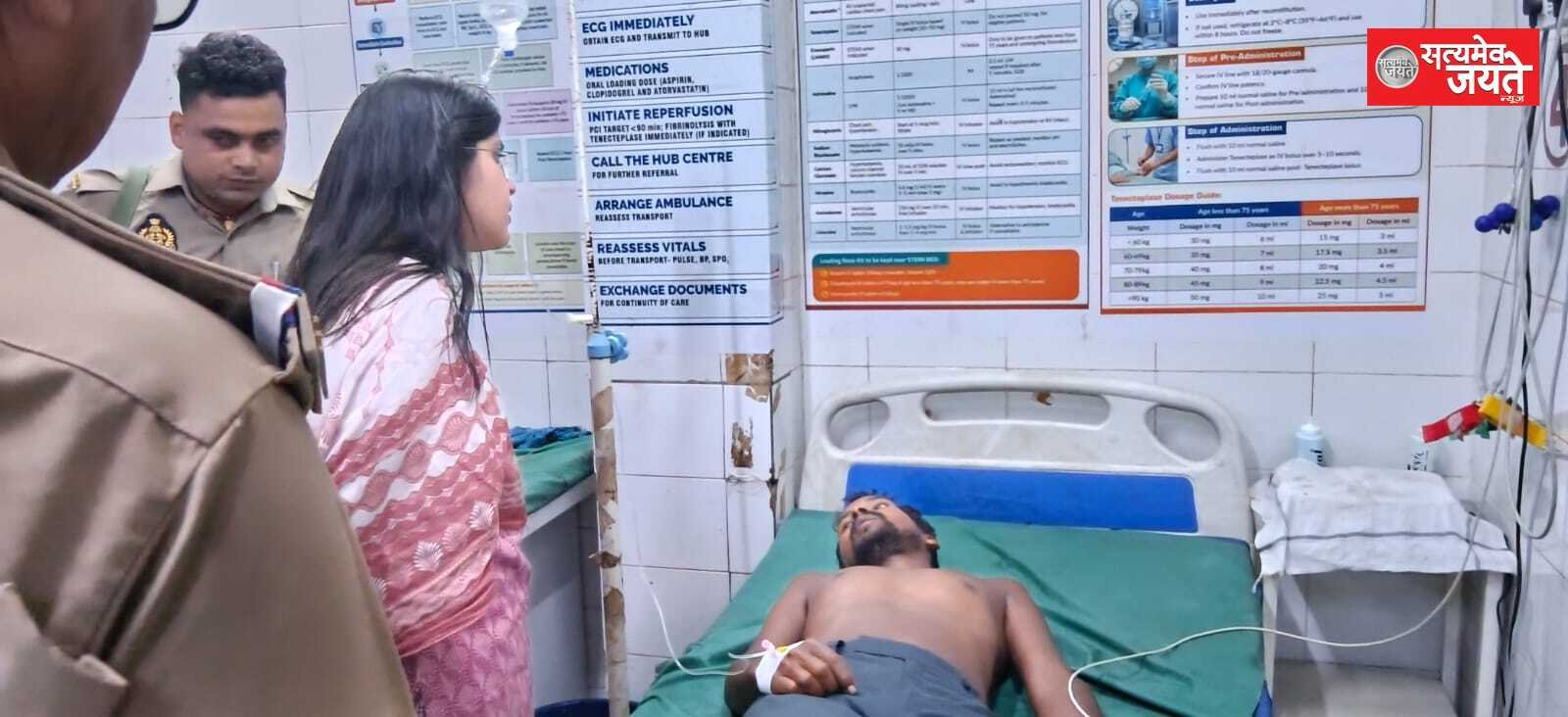 जमीन विवाद को लेकर कलेक्ट्रेट में हंगामा, तीन ने किया आत्मदाह का प्रयास