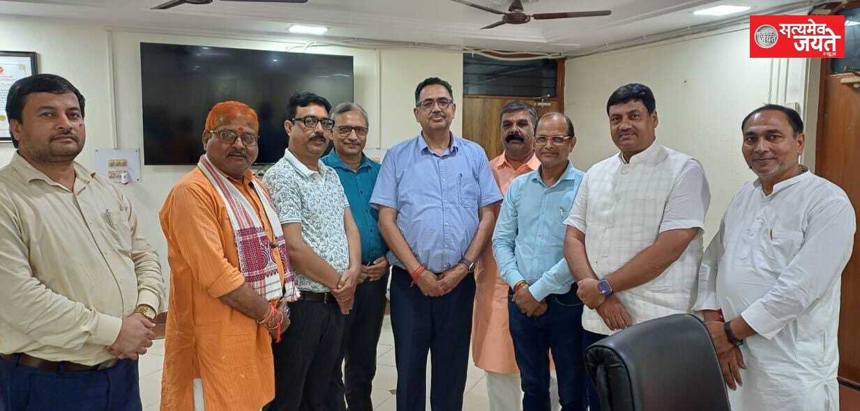 नवागत कुलपति प्रो. राकेश कुमार सिंह का प्राचार्यों ने किया अभिनंदन
