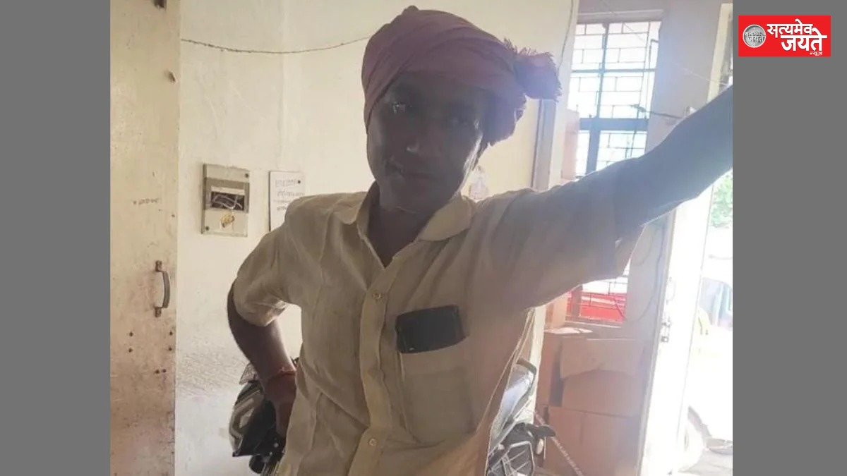 ड्यूटी के दौरान नशे में हंगामा, लाइनमैन का वीडियो वायरल