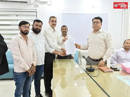 जानलेवा मांझे पर सख्त कानून की मांग, सिटी मजिस्ट्रेट को सौंपा ज्ञापन