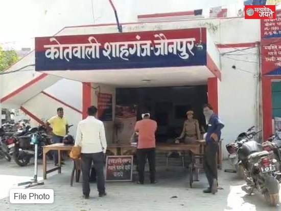 कीचड़ का छींटा पड़ने के विवाद में दलित युवक की बेरहमी से पिटाई