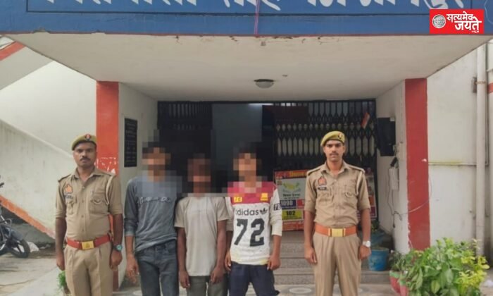 गैंगस्टर एक्ट में वांछित तीन आरोपी गिरफ्तार