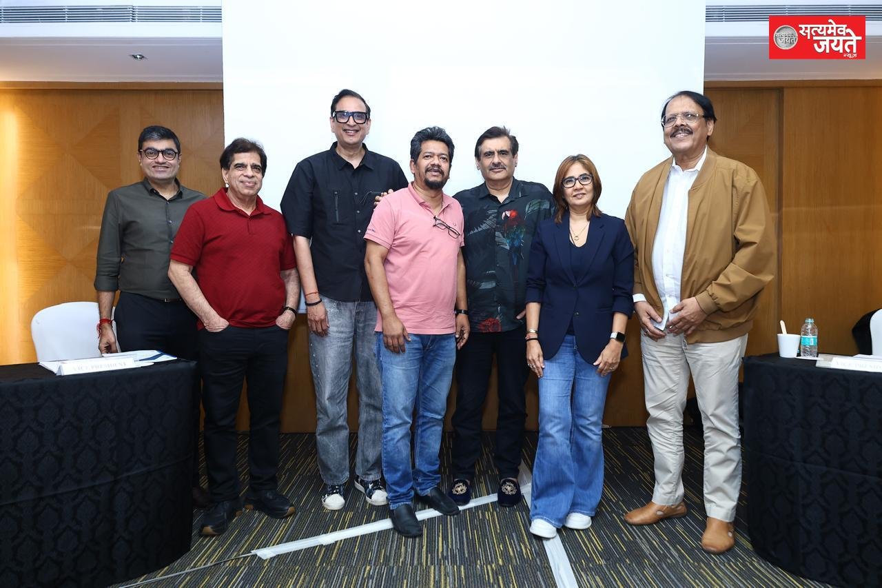 आमिर, ऋतिक समेत कई बड़े नाम प्रोड्यूसर्स गिल्ड काउंसिल में शामिल, शिबाशिष सरकार लगातार पांचवीं बार बने प्रेसिडेंट