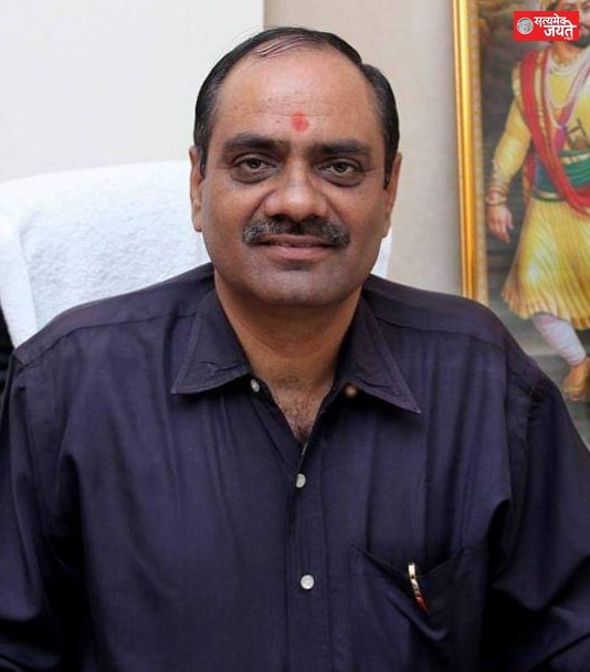 वरिष्ठ पत्रकार श्रीनारायण तिवारी को मिलेगा आज का कर्मवीर अवार्ड