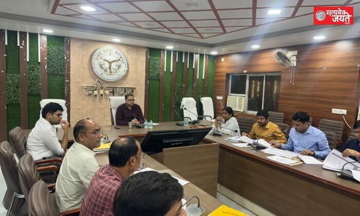 संभव अभियान 6.0 की समीक्षा, खराब प्रगति पर मुंगराबादशाहपुर के सीडीपीओ को नोटिस