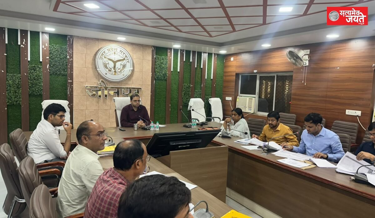 संभव अभियान 6.0 की समीक्षा, खराब प्रगति पर मुंगराबादशाहपुर के सीडीपीओ को नोटिस