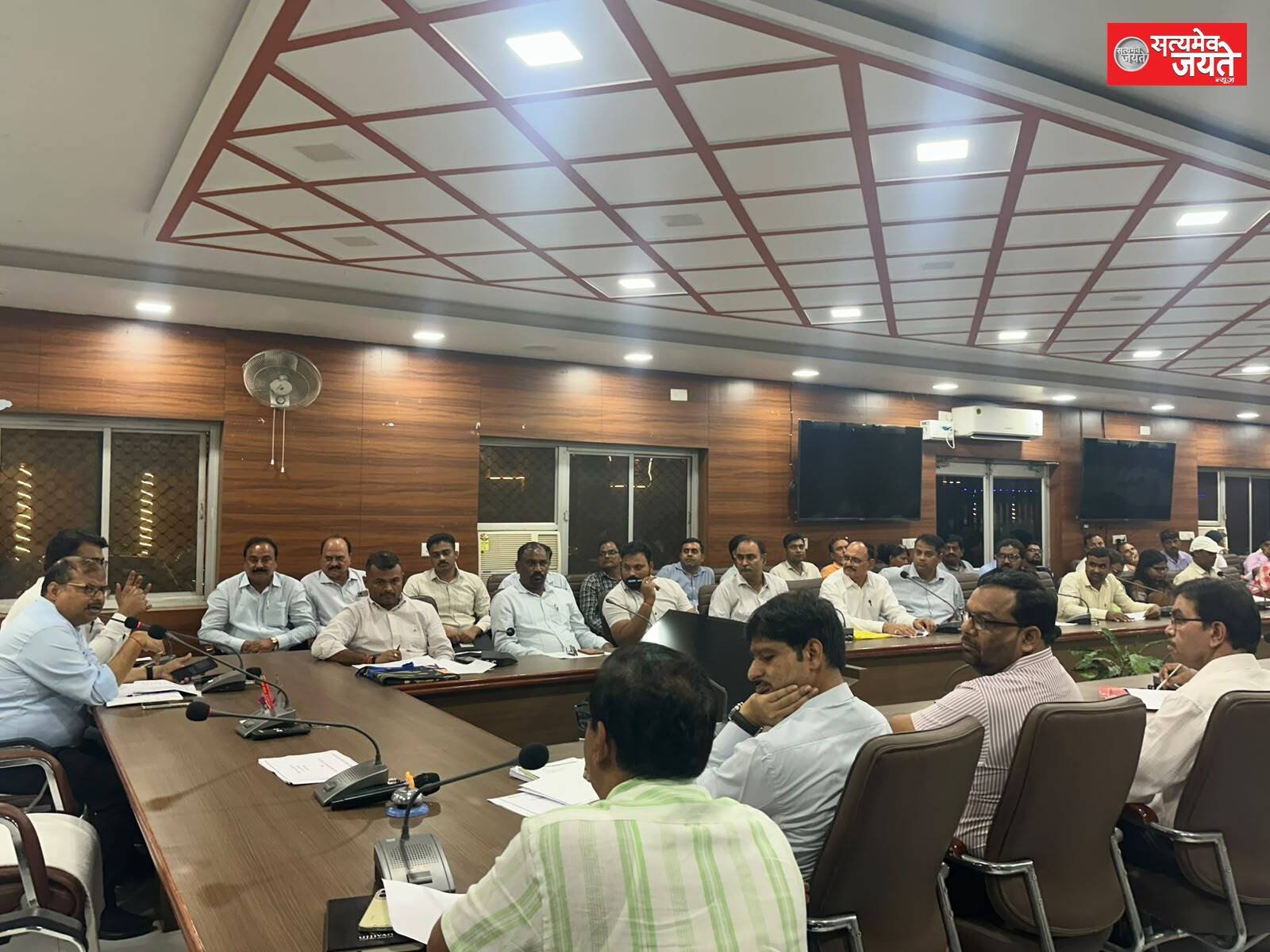 स्कूली वाहनों की फिटनेस के लिए तीन दिन की मोहलत