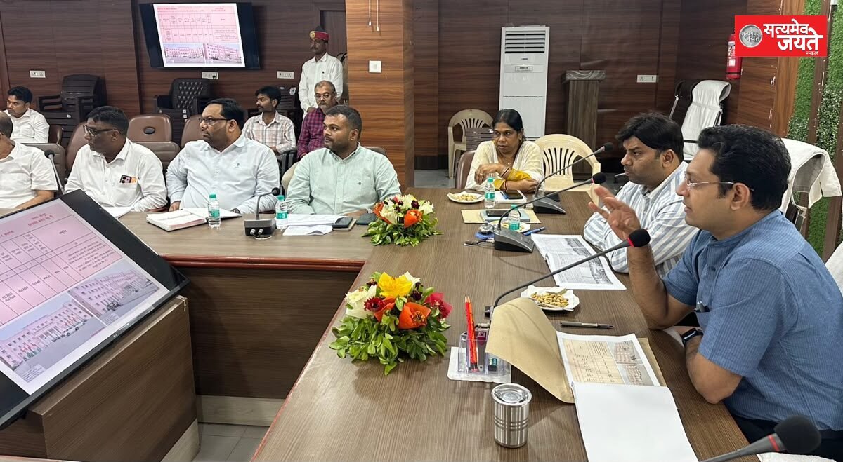 50 लाख से अधिक लागत वाली परियोजनाओं की डीएम ने की समीक्षा, समयसीमा में काम पूरा करने के निर्देश