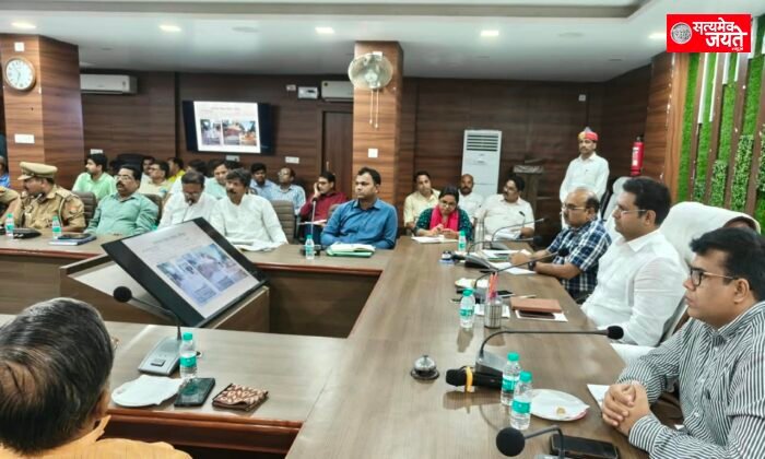 दुर्गा पूजा को लेकर प्रशासन अलर्ट, पंडालों में सुरक्षा के पुख्ता इंतजाम के निर्देश