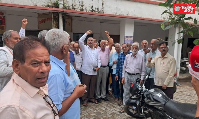 चिकित्सा प्रतिपूर्ति भुगतान में अवरोध से पेंशनर्स का इलाज प्रभावित