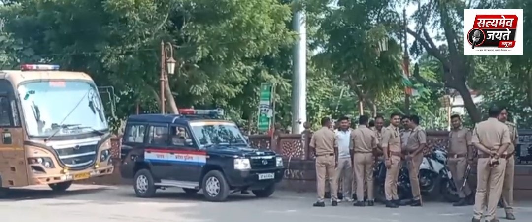 सुल्तानपुर में सिगंर संजय यदुवंशी के धरने को लेकर पुलिस अलर्ट,टेढ़वई चौराहे से तिनकोनिया पार्क तक भारी फोर्स तैनात