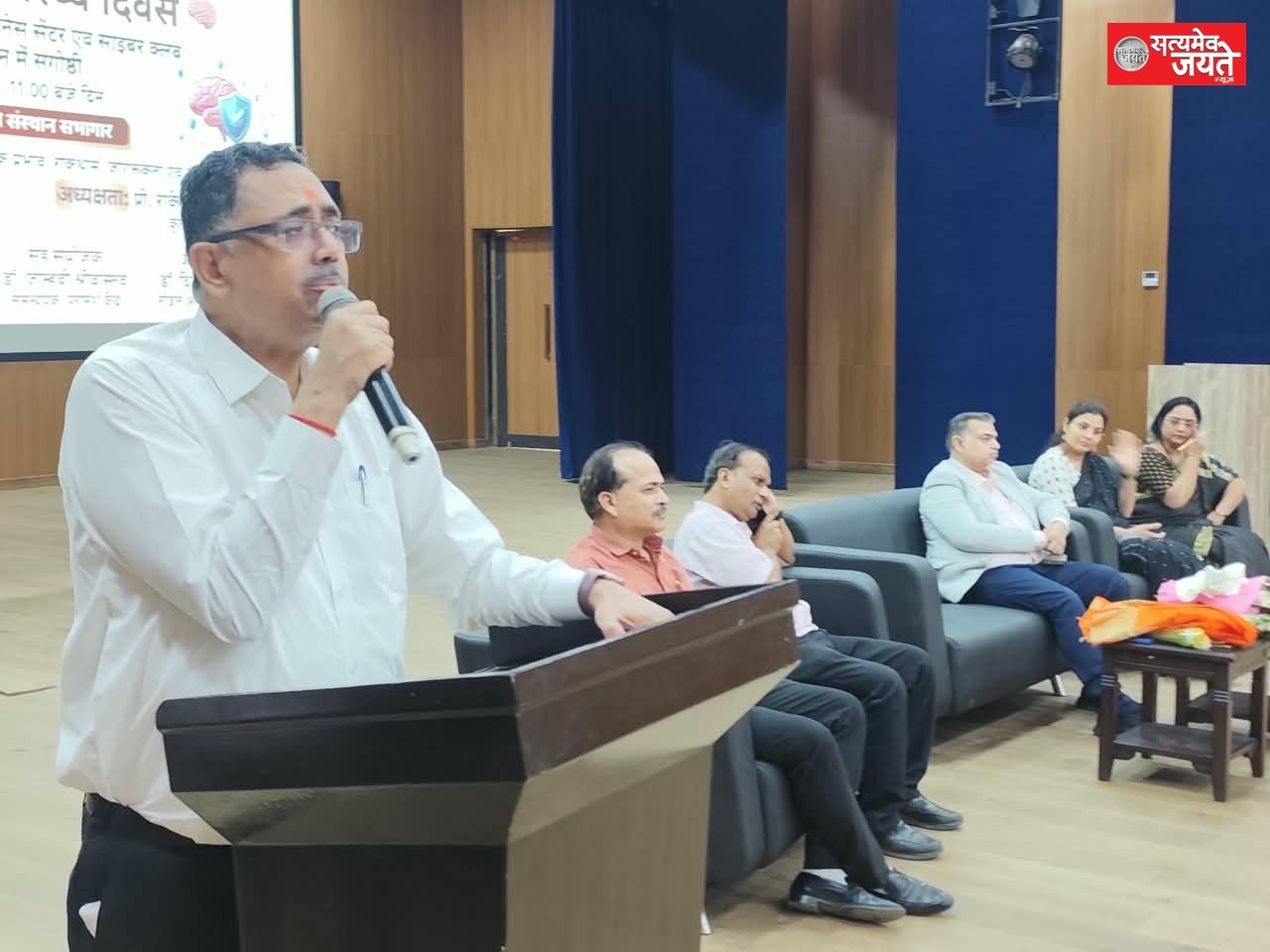 साइबर अपराध से मानसिक स्वास्थ्य पर खतरा : प्रो. राकेश कुमार सिंह