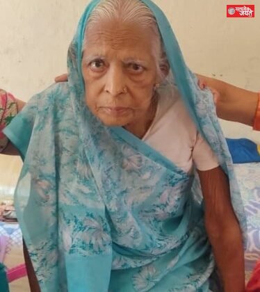 पूर्व प्रधान कमलाकर मिश्र की भाभी सुदामा देवी का निधन, गांव में शोक की लहर