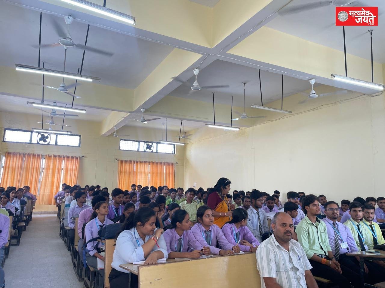 ऑब्जेक्ट आधारित प्रोग्रामिंग की बारीकियां समझाईं