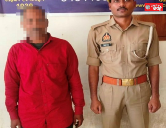 खुटहन पुलिस ने वारंटी अभियुक्त को किया गिरफ्तार