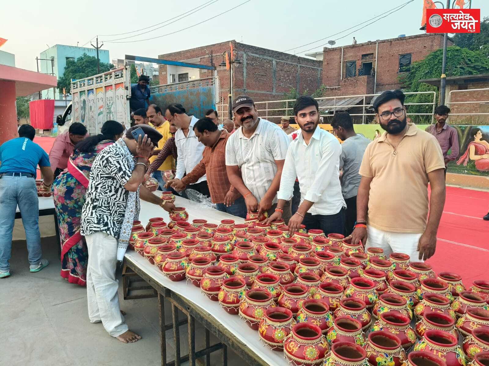 पुष्पवर्षा के बीच 20 अक्टूबर को निकलेगी भव्य कलश यात्रा,