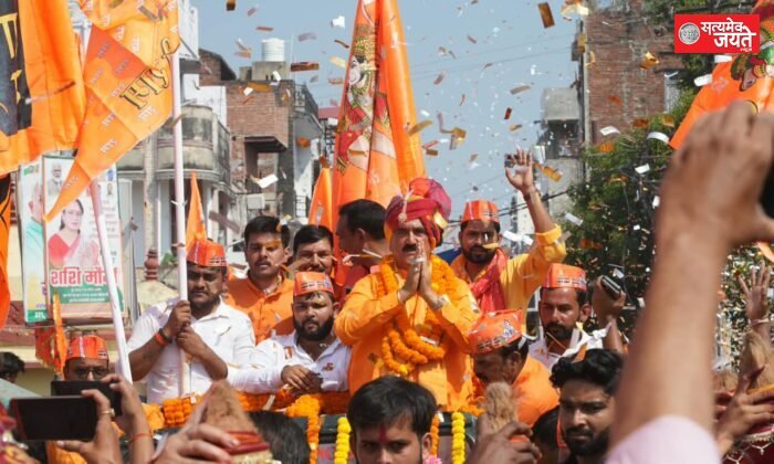 वरिष्ठ भाजपा नेता ज्ञान प्रकाश सिंह की अगुवाई में निकली ऐतिहासिक कलशयात्रा
