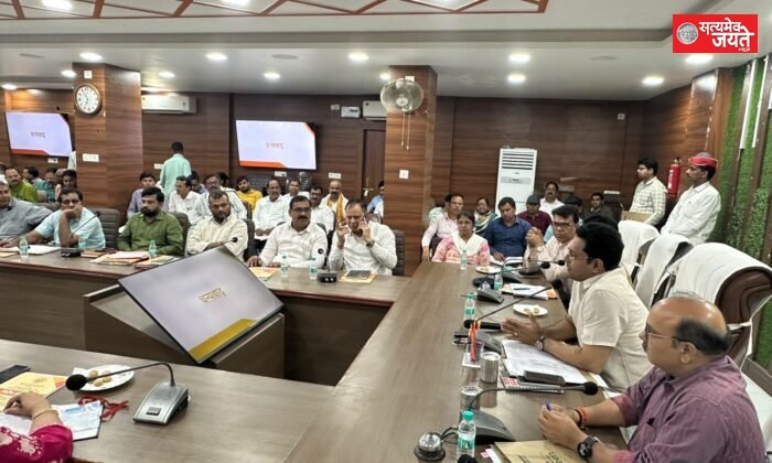 जौनपुर में 87,696 अभ्यर्थी देंगे PET-2026 की परीक्षा, 32 केंद्रों पर होगी व्यवस्था