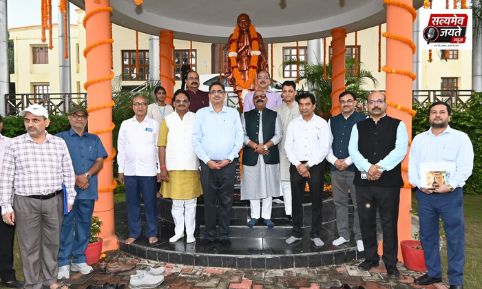 Jaunpur News : ‘एक भारत, श्रेष्ठ भारत’ के संकल्प को साकार करें युवा: जितेंद्र बहादुर सिंह