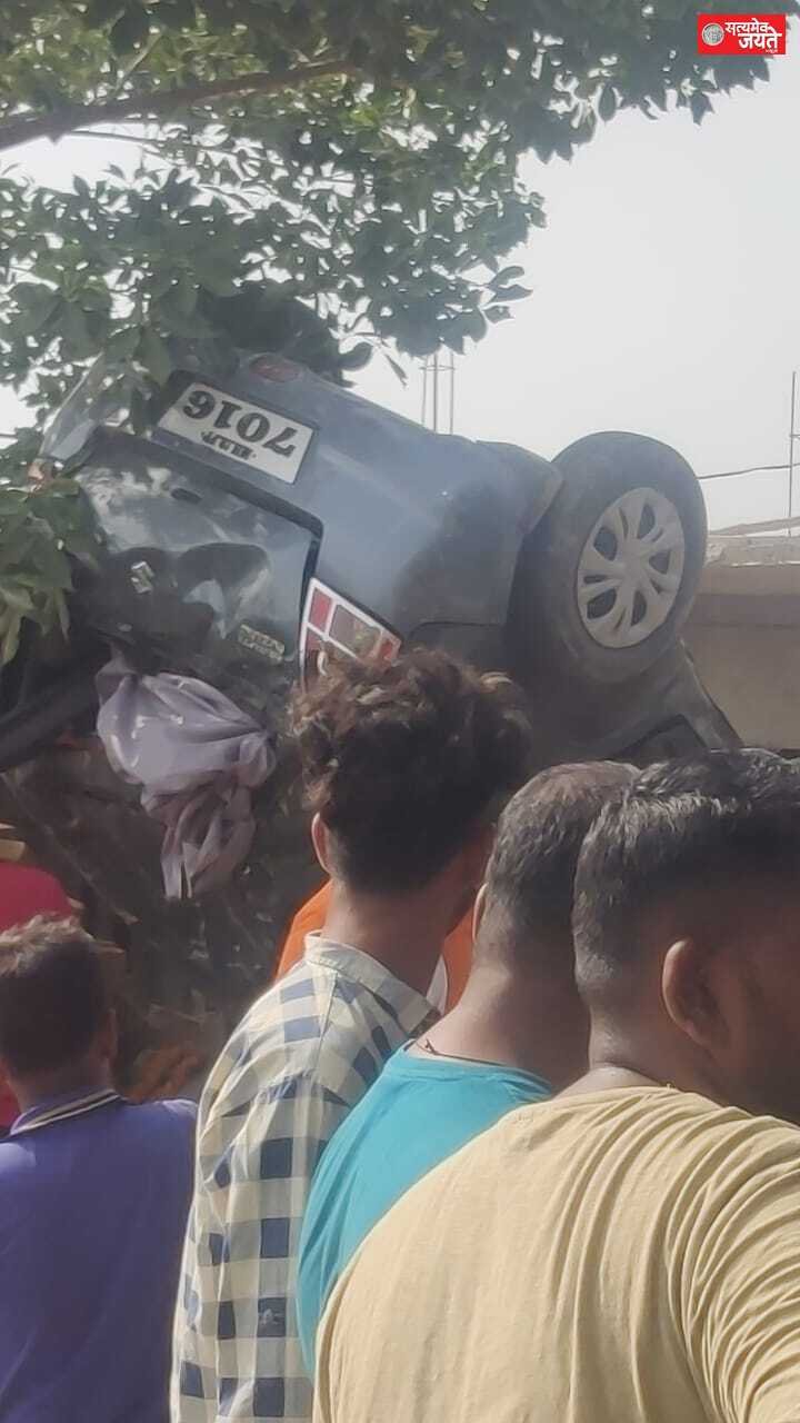 अनियंत्रित कार का कहर दुकान में घुसी कार