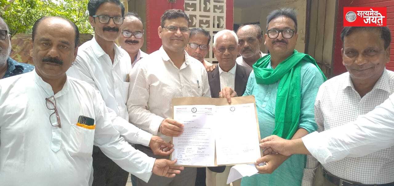 ऑल इंडिया शिया महासभा ने सौंपा ज्ञापनबिजली पानी सड़क सुरक्षा को चुस्त-दुरुस्त करने की की मांग