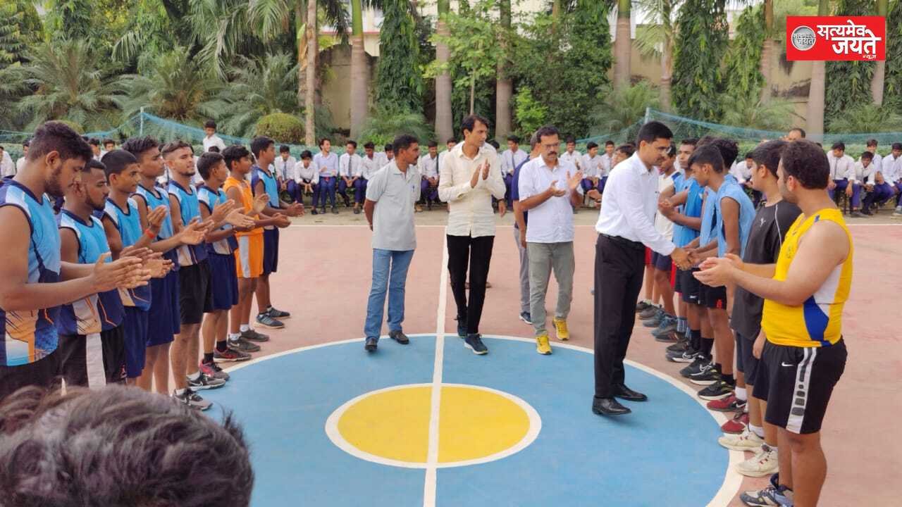*जनपदीय खेल प्रतियोगिता में मोहम्मद हसन कॉलेज बनी विजेता *